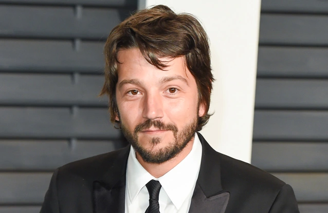 Diego Luna had to miss a movie premiere due to a family crisis