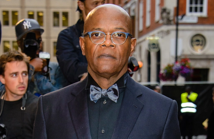 Samuel L . Jackson 