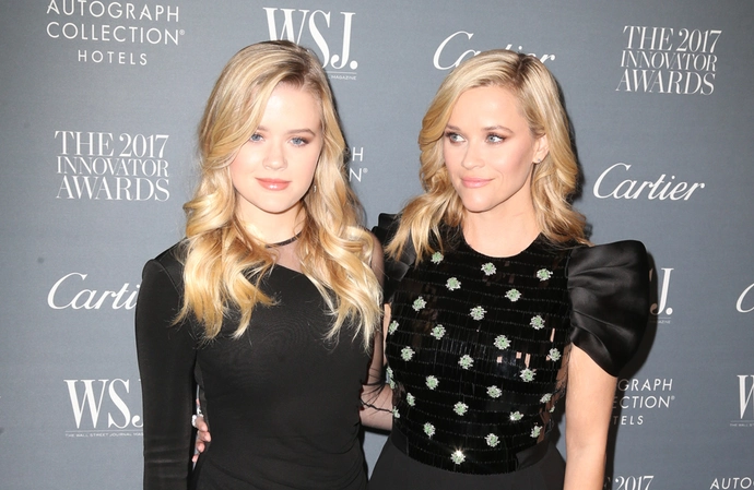 Ava Phillippe i Reese Witherspoon
