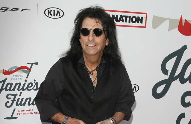 Alice Cooper wants to voice a character on The Simpsons