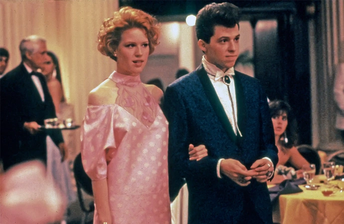 Molly Ringwald odiaba su icónico vestido de graduación 