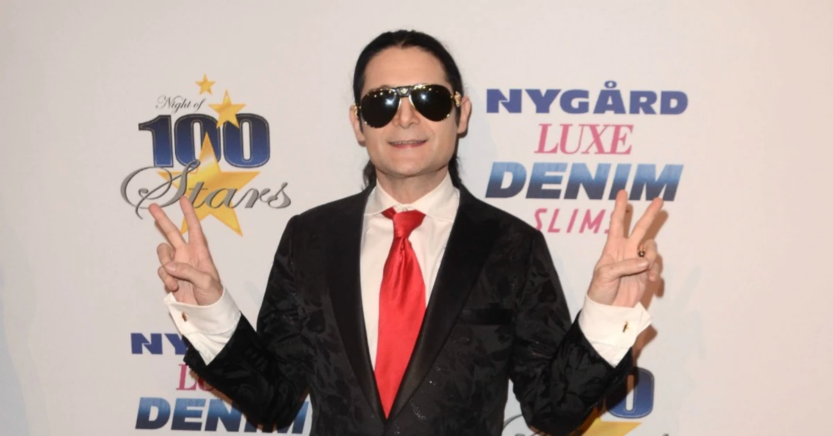 Corey Feldman Dilarikan ke Rumah Sakit Usai Alami Darurat Medis di Pesawat
