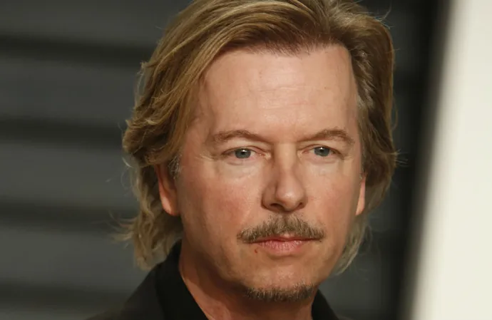 David Spade has offered $5,000 to anyone who catches and gets police to arrest arsonists in Los Angeles