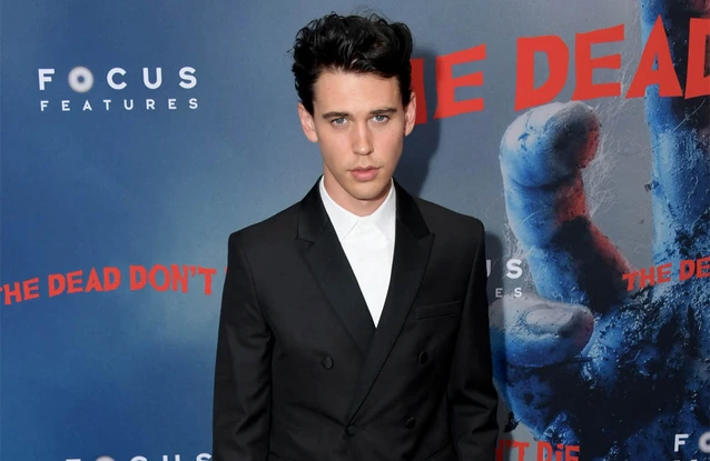 Austin Butler cried every night after his mother's death