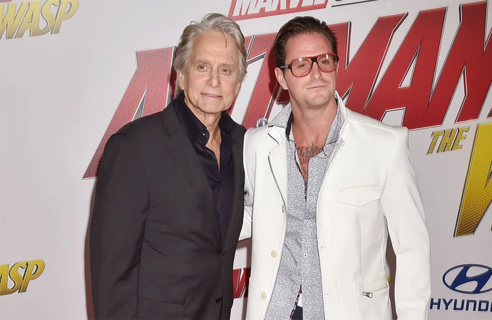 Michael Douglas explica decisão controversa
