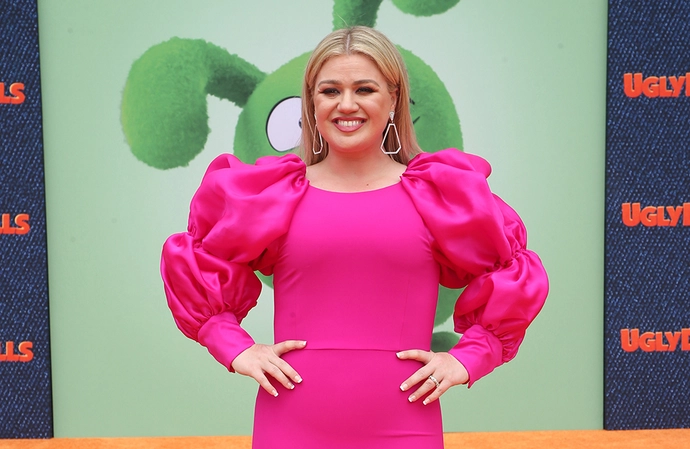 Kelly Clarkson has developed a good co-parenting relationship