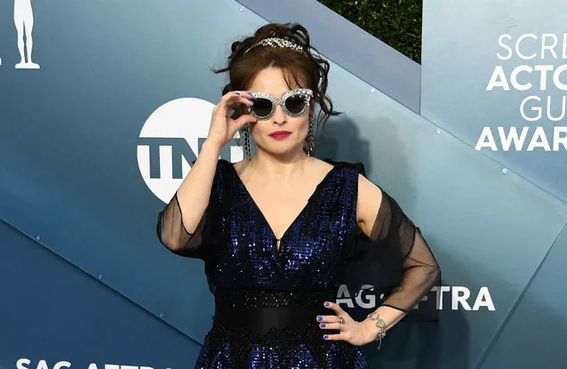 Helena Bonham Carter consults a graphologist