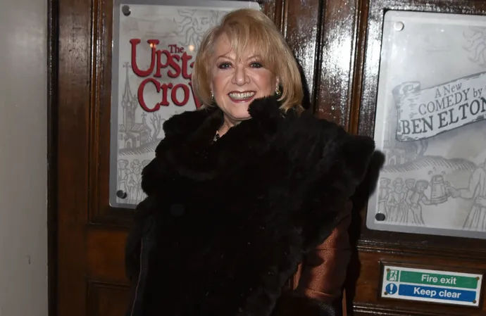 Elaine Paige battled an addiction to sleeping pills