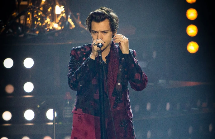 Harry Styles brought out Wolf Alice frontwoman Ellie Rowsell for a duet on the latest stop of his 'Love On Tour'