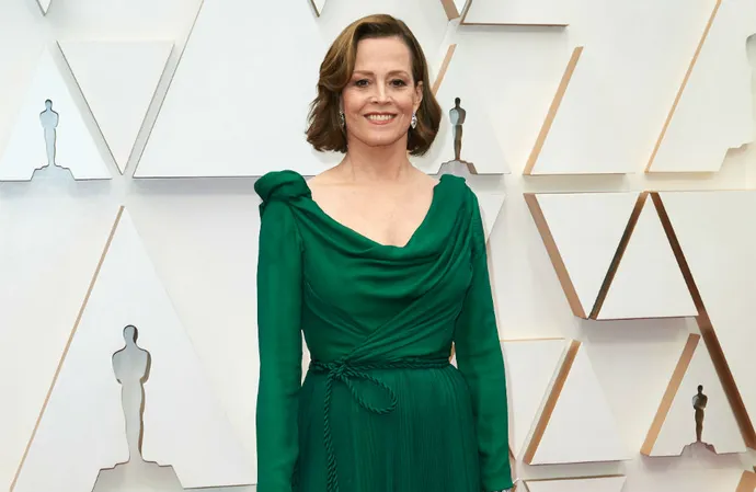 Sigourney Weaver is to appear in The Tempest in London