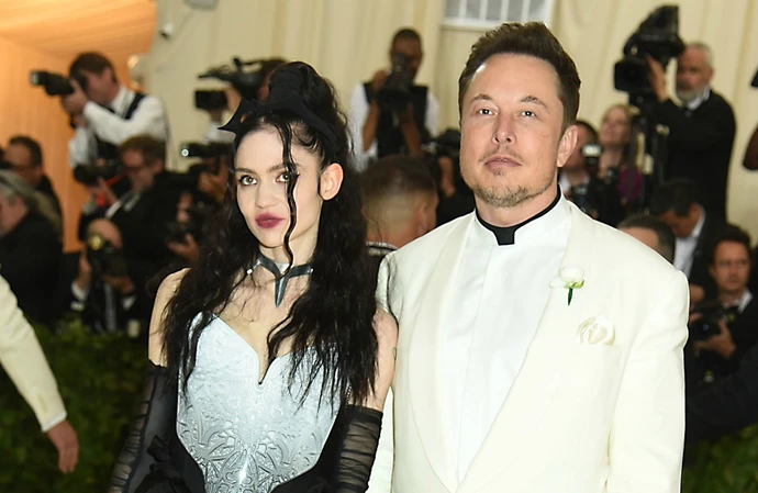 Grimes would prefer not to see Elon Musk fight