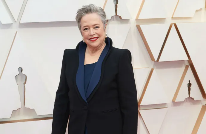 Kathy Bates lost 100lbs