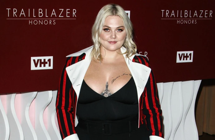 Elle King fell down stairs