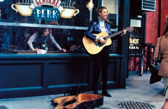 Lisa Kudrow como Phoebe Buffay