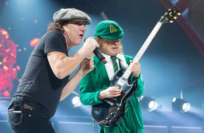 AC/DC