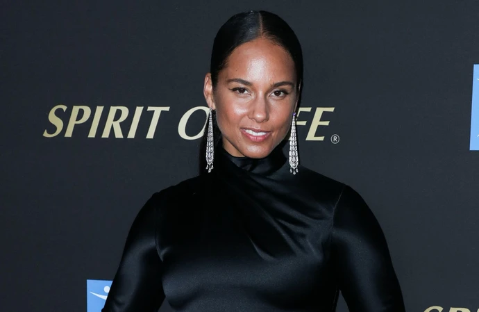 Alicia Keys' style inspired by growing up in music industry