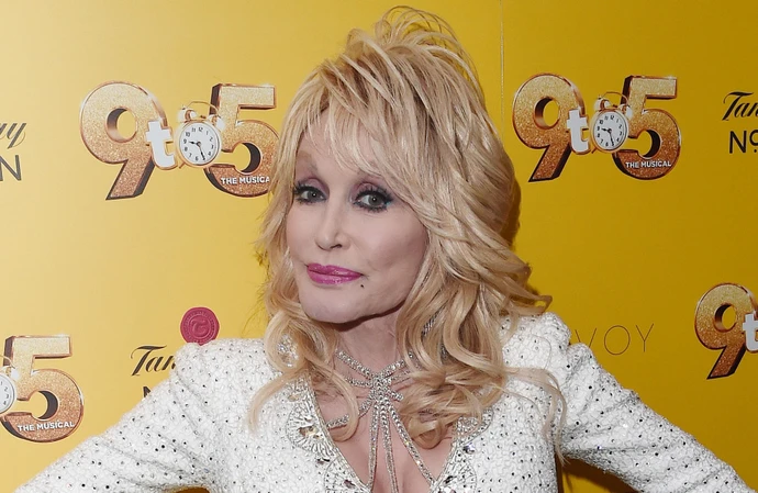 Dolly Parton is working on a Broadway production