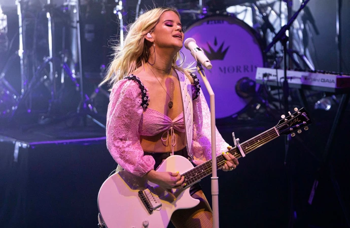 Maren Morris took a swipe at Tucker Carlson