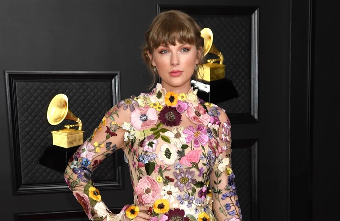 Taylor Swift's guitar sale will help raise funds for the support of war veterans with PTSD
