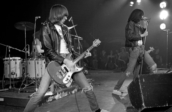 Joey Ramone y Johnny Ramone- The Ramones