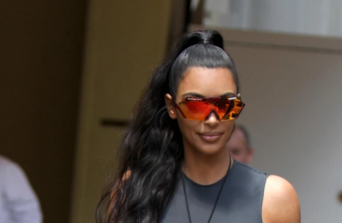 Kim Kardashian doesn't get bombarded for selfies in Japan