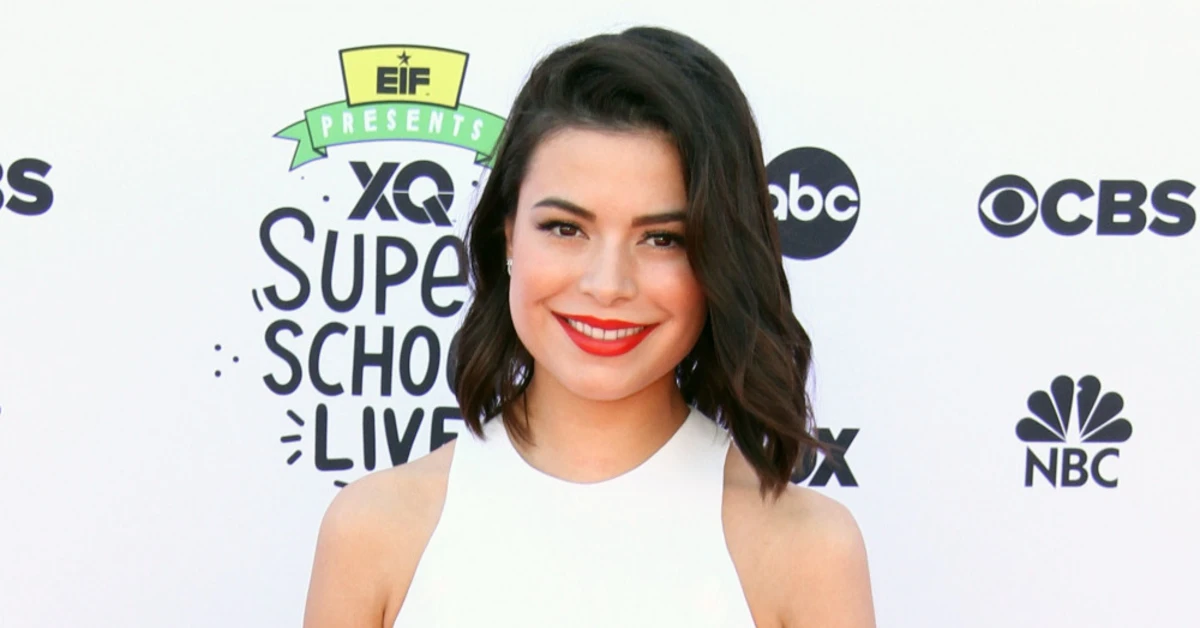 Miranda Cosgrove wants 'huge girls' night' for her 30th birthday | BANG  Premier