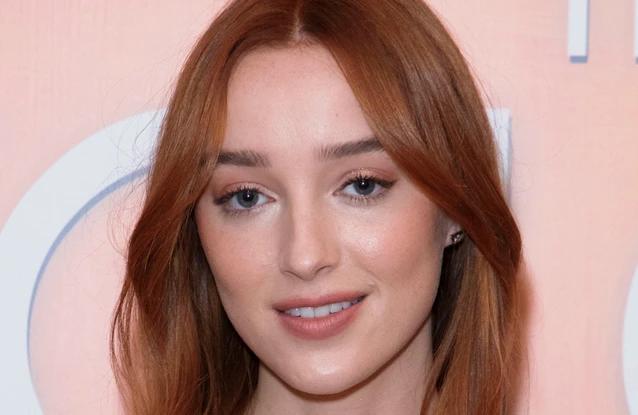 Actriz Britanica Phoebe Dynevor