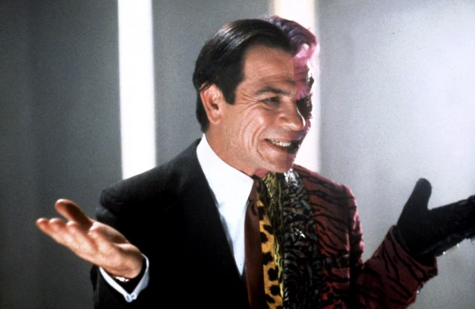 Tommy Lee Jones jako Dwie Twarze