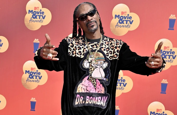 Snoop Dogg says the highest he ever got on drugs was partying with country music veteran Willie Nelson