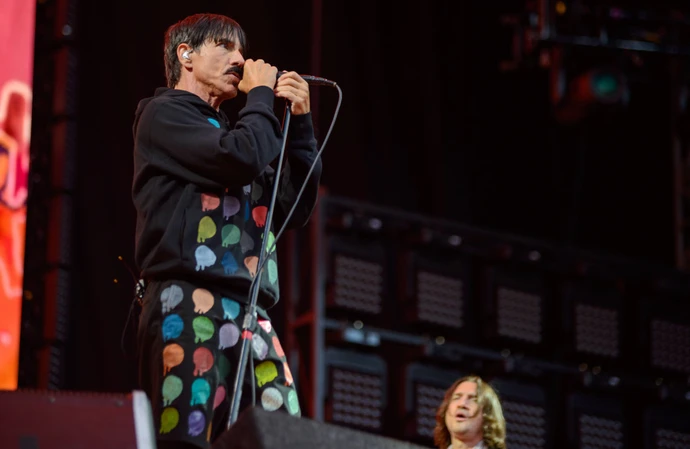 Red Hot Chili Peppers pay tribute to Eddie Van Halen with new single