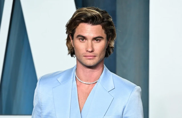 Chase Stokes is in his leading man era