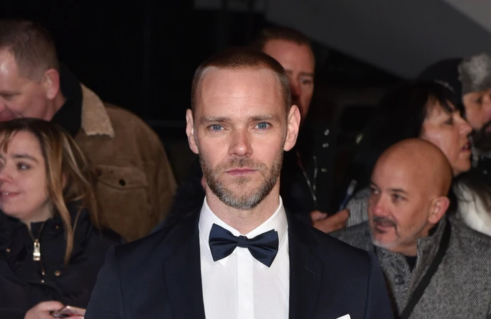 Joe Absolom's new Emmerdale villain Ray is 'very scary', Moira Dingle actress Natalie J. Robb has teased