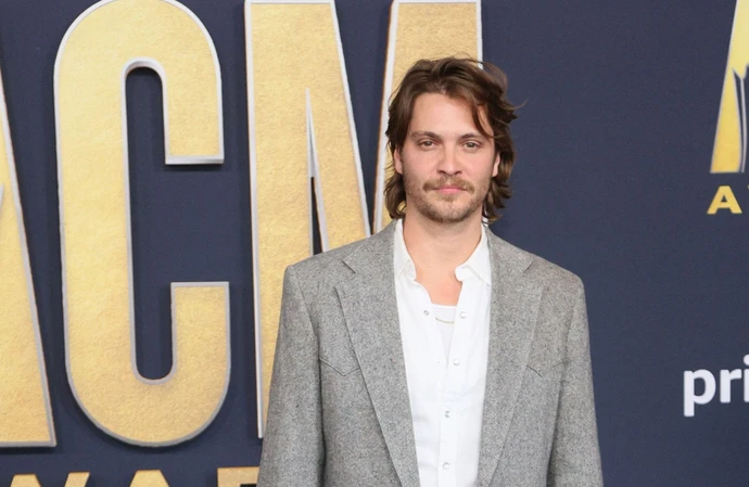Luke Grimes returning to roots recording country music album