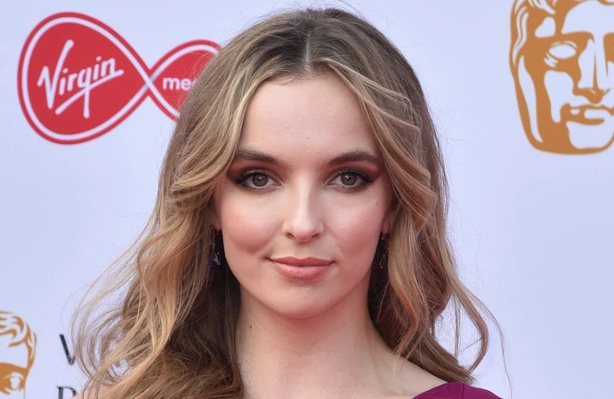 Jodie Comer stops Broadway show after struggling to breathe