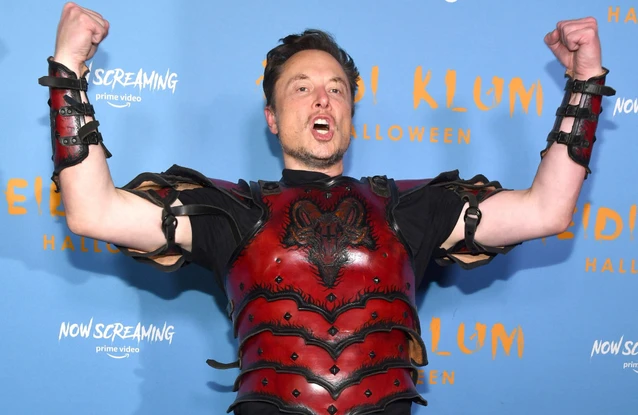 Elon Musk relata efeitos colaterais após reforço da vacina contra Covid: 'Achei que estava morrendo'