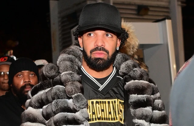 Drake lost a Super Bowl bet