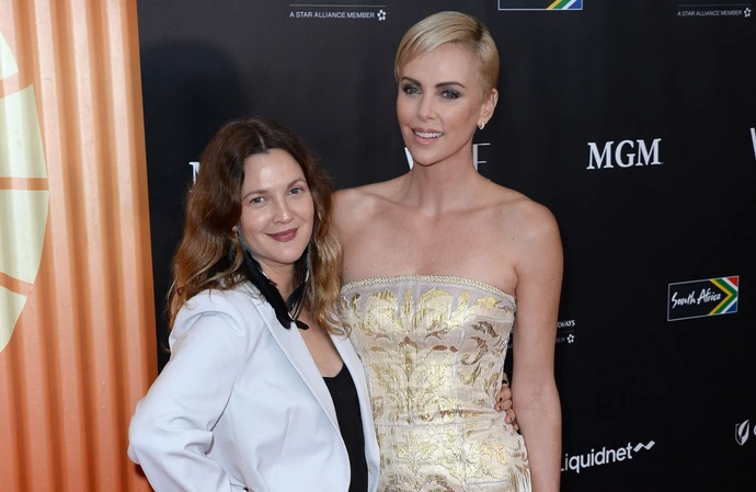 Drew Barrymore è 1 metro e 63.