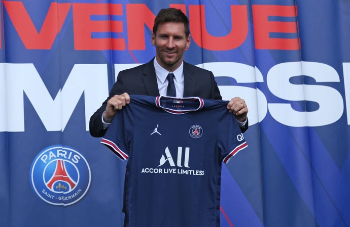 Messi joins PSG
