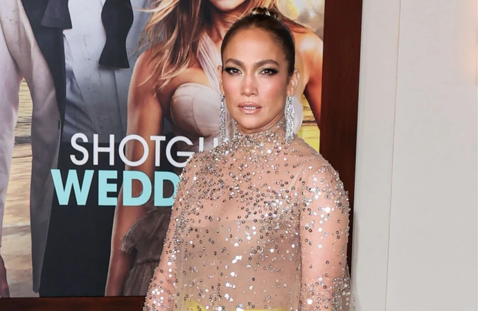 Jennifer Lopez will star in 'Unstoppable'