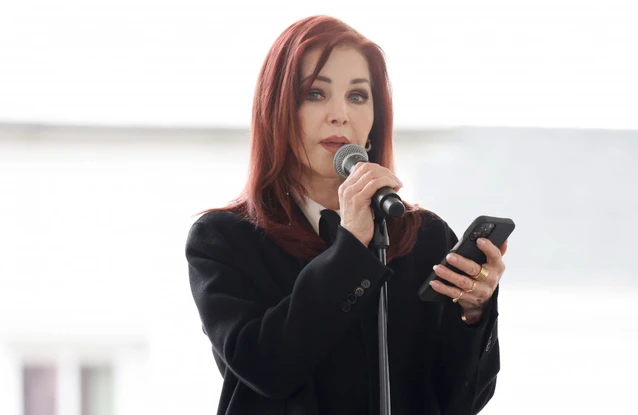 Les amis de Lisa Marie Presley ont insisté sur le fait que son "intention était très claire" et qu'elle voulait que son patrimoine aille à ses enfants.