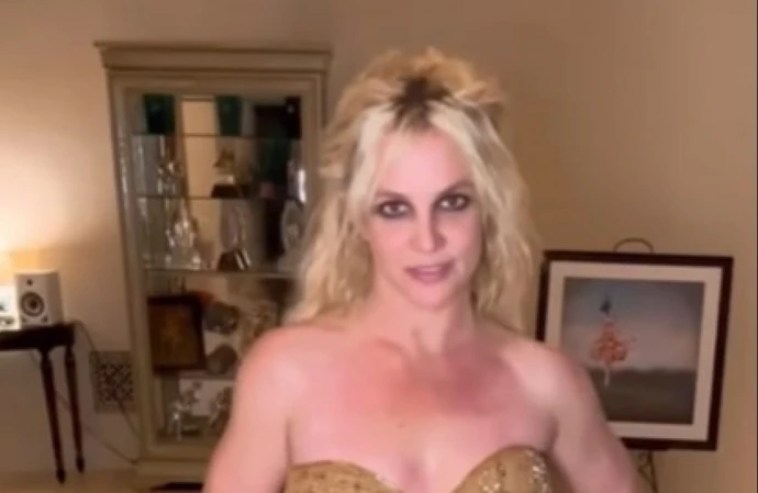 Britney Spears posted the wrong video on Instagram
(C) Britney Spears/Instagram