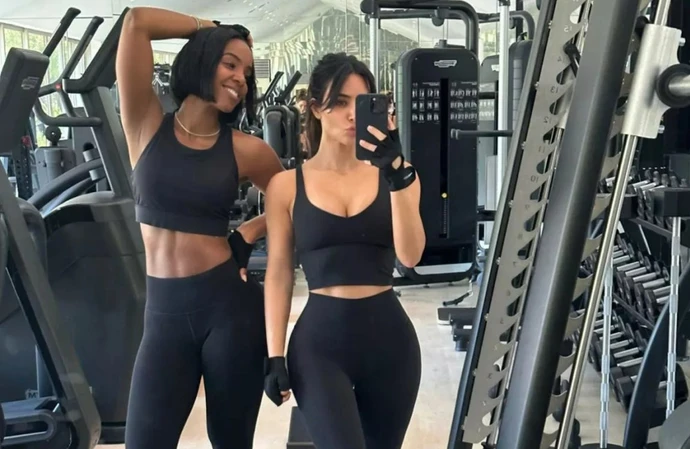 Kim Kardashian hits the gym with Kelly Rowland
(C) Kim Kardashian/Instagram