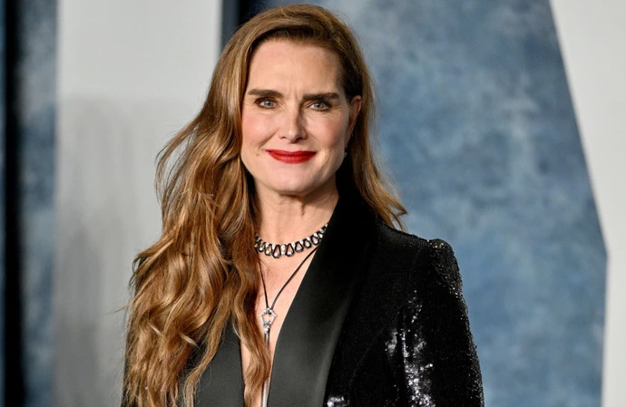 Brooke Shields thought she was dying when she ended up with Bradley Cooper in the back of an ambulance