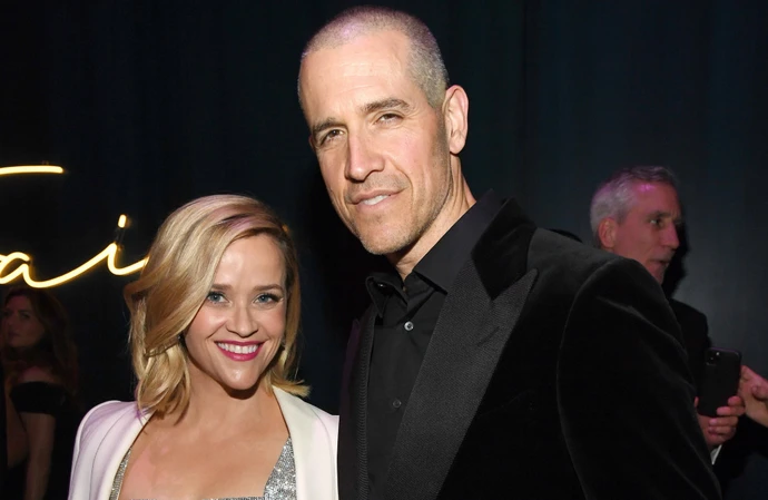 Reese Witherspoon and her husband Jim Toth are divorcing