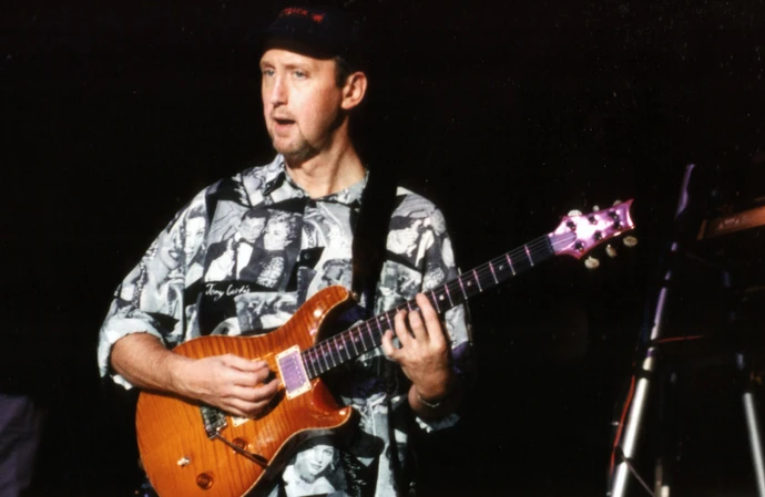 Kate Bush’s guitarist Ian Bairnson has died aged 69 after a long and “challenging” dementia fight