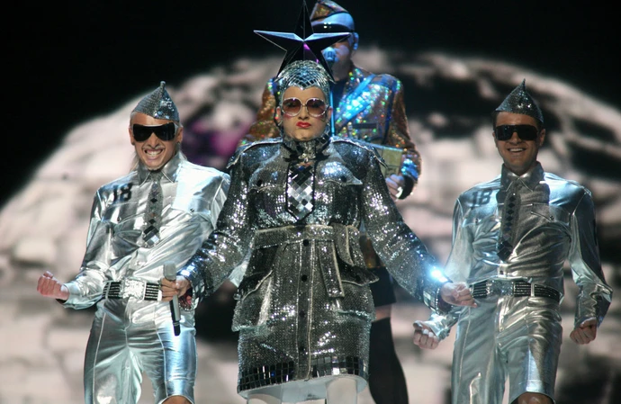 Ucrania 2007: Verka Serduchka - Dancing Lasha Tumbai 
