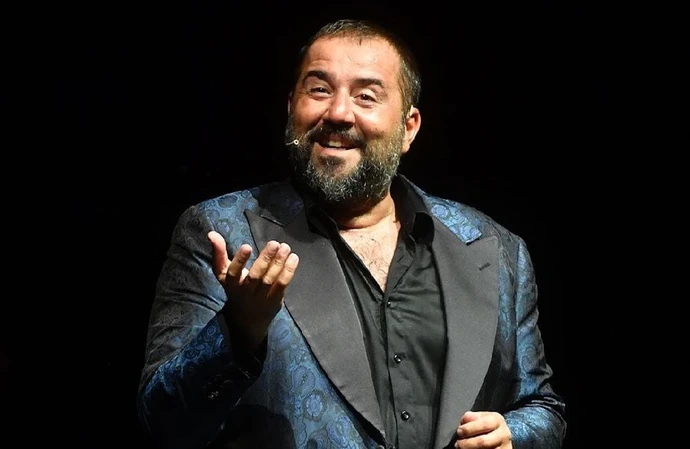 Ata Demirer Netflix ile dizi anlaşmasına vardı.