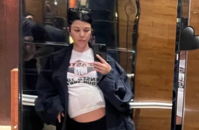 Kourtney Kardashian's baby bump