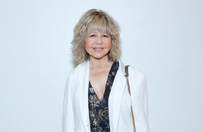 Pia Zadora's Pickfair Manor was infested