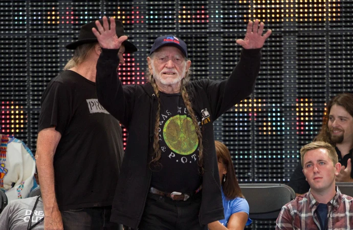 Willie Nelson is releasing his new album in November